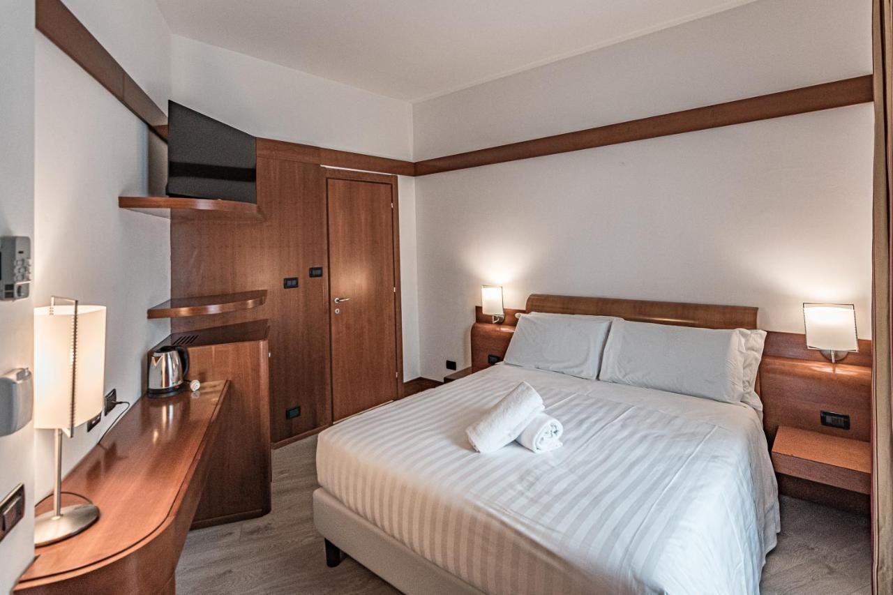Bb Hotels Smarthotel Re Milano Nord Sesto San Giovanni Extérieur photo